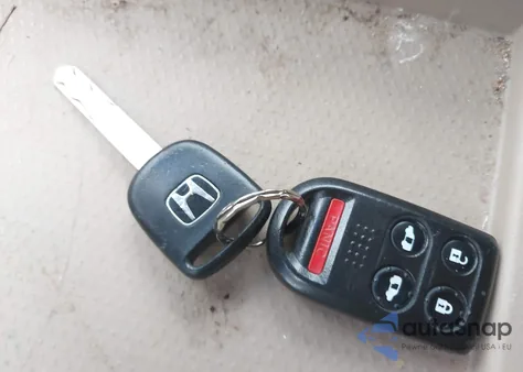 2005 Honda Odyssey Ex-L z USA, uszkodzony, nr VIN 5FNRL38795B025215